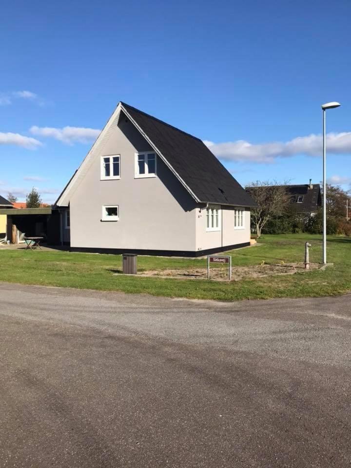 Hyggeligt Byhus Taet Ved Skov Og Togstation Aalbaek Exterior foto